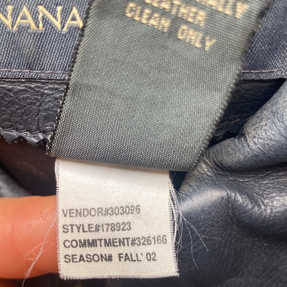 VINTAGE Banana Republic Leather Jacket - Picture 6 of 9